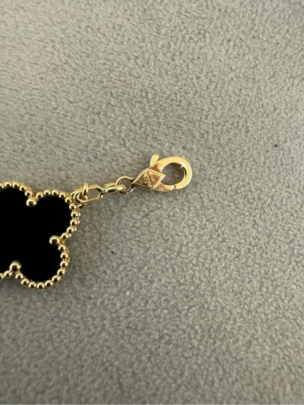 Van Cleef & Arpels Alhambra 5 Motifs Onyx Bracelet Classic Vintage Size - Picture 4 of 10